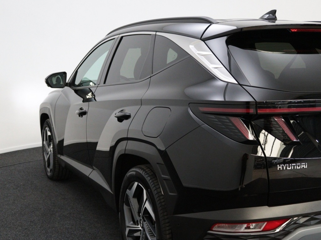 HYUNDAI-TUCSON-1.6 T-GDI PHEV Premium PLT vanaf ?699,- per maand 360 Camera
