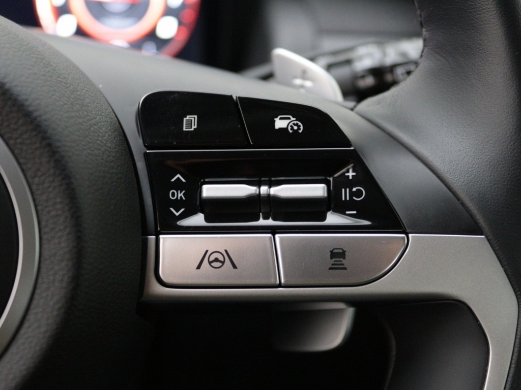 HYUNDAI-TUCSON-1.6 T-GDI PHEV Premium PLT vanaf ?699,- per maand 360 Camera