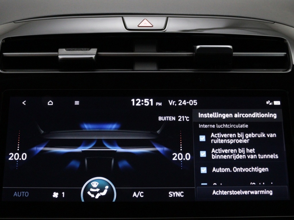 HYUNDAI-TUCSON-1.6 T-GDI PHEV Premium PLT vanaf ?699,- per maand 360 Camera