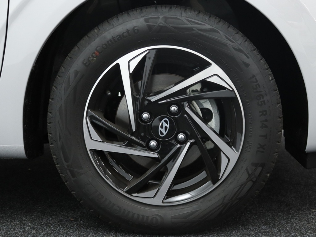 HYUNDAI-I10-1.0 Comfort Facelift 2025 Navigatie Camera
