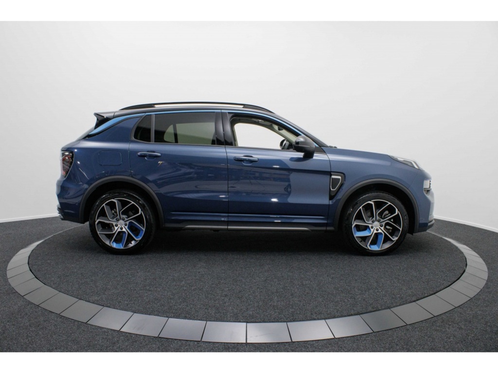 LYNK EN CO-01-1.5 PHEV 261 PK Panoramadak 360 graden camera Cruise contr