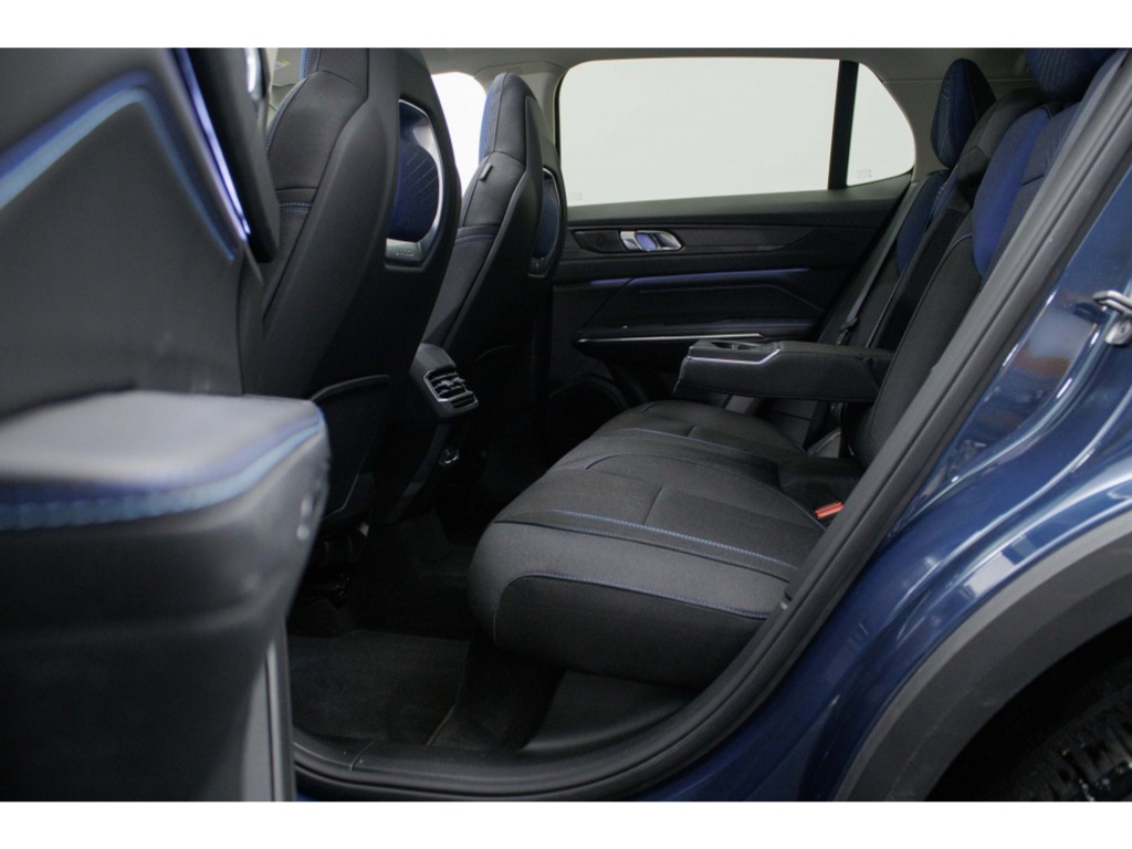 LYNK EN CO-01-1.5 PHEV 261 PK Panoramadak 360 graden camera Cruise contr