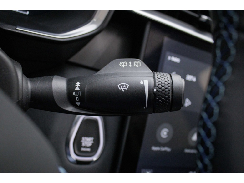LYNK EN CO-01-1.5 PHEV 261 PK Panoramadak 360 graden camera Cruise contr