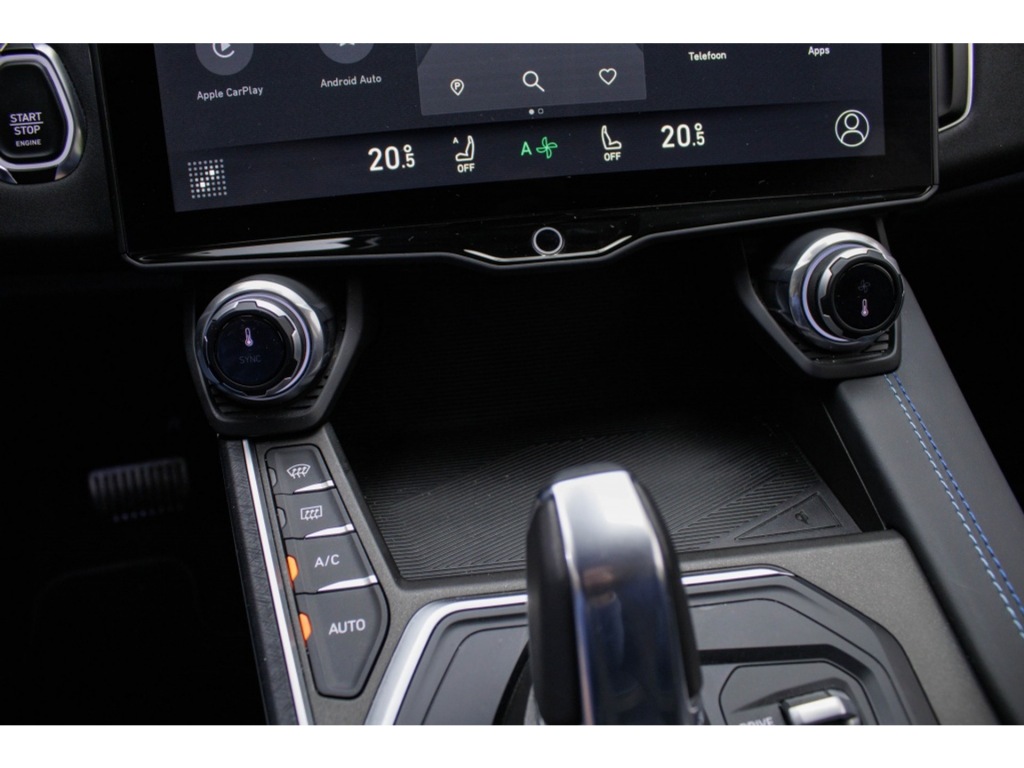LYNK EN CO-01-1.5 PHEV 261 PK Panoramadak 360 graden camera Cruise contr