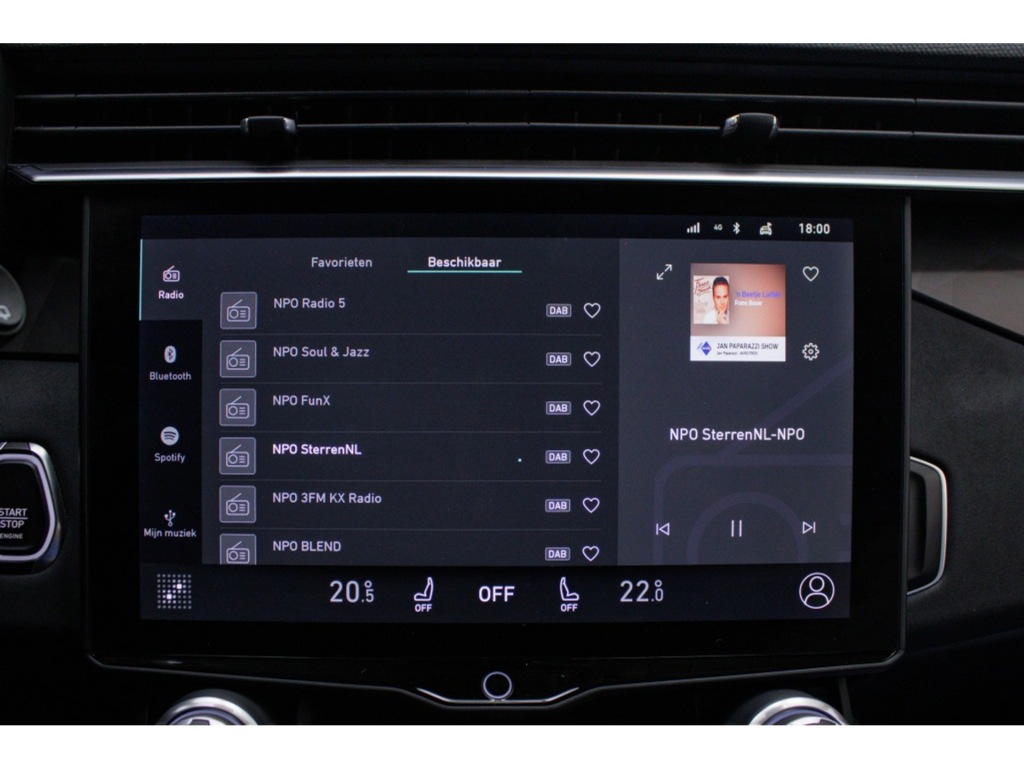 LYNK EN CO-01-1.5 PHEV 261 PK Panoramadak 360 graden camera Cruise contr