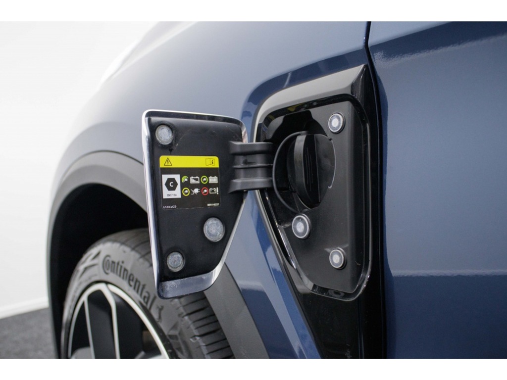LYNK EN CO-01-1.5 PHEV 261 PK Panoramadak 360 graden camera Cruise contr