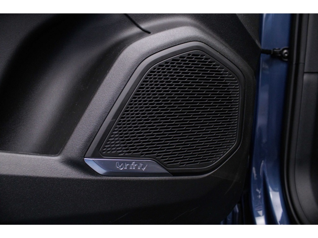 LYNK EN CO-01-1.5 PHEV 261 PK Panoramadak 360 graden camera Cruise contr