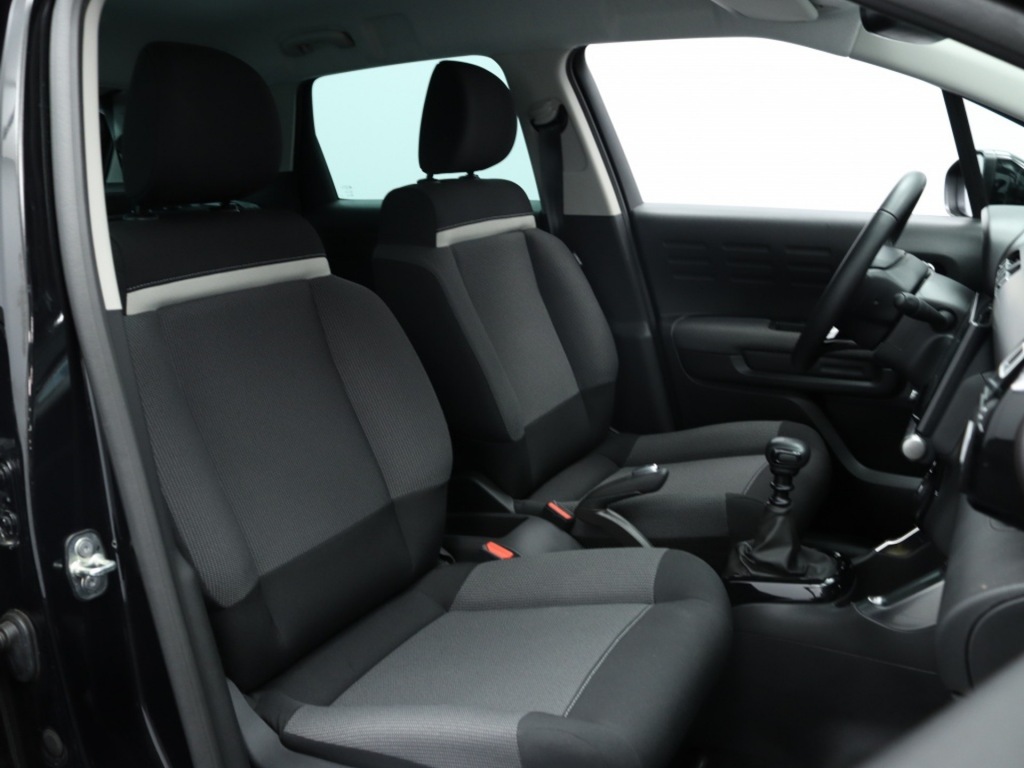 CITROEN-C3 AIRCROSS-1.2 PureTech 110 Plus private lease vanaf 429,- per maand