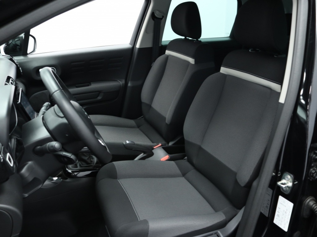CITROEN-C3 AIRCROSS-1.2 PureTech 110 Plus private lease vanaf 429,- per maand