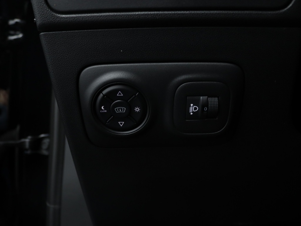 CITROEN-C3 AIRCROSS-1.2 PureTech 110 Plus private lease vanaf 429,- per maand