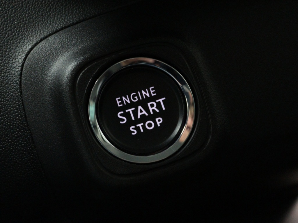 CITROEN-C3 AIRCROSS-1.2 PT S&S Shine Keyless Trekhaak Navigatie