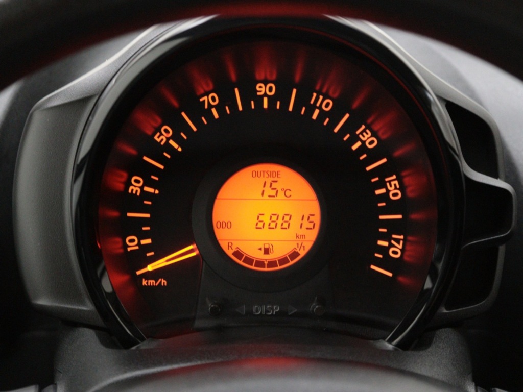 TOYOTA-AYGO-1.0 VVT-i x-fun Airco Radio mp3 El. Ramen