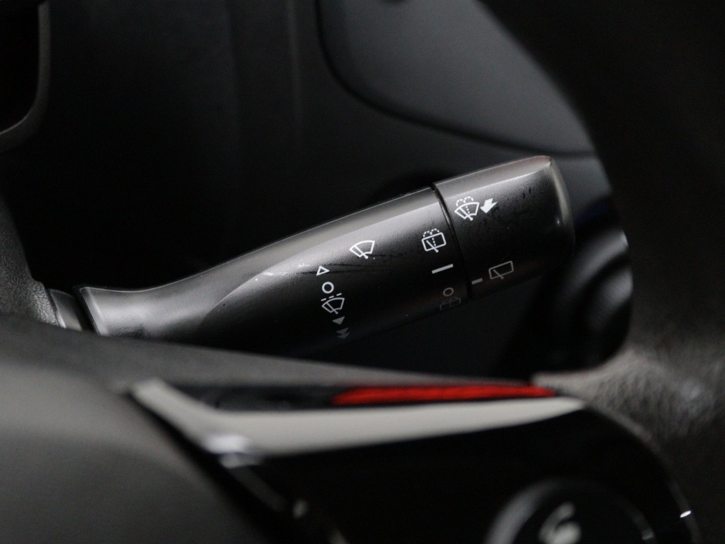 TOYOTA-AYGO-1.0 VVT-i x-fun Airco Radio mp3 El. Ramen