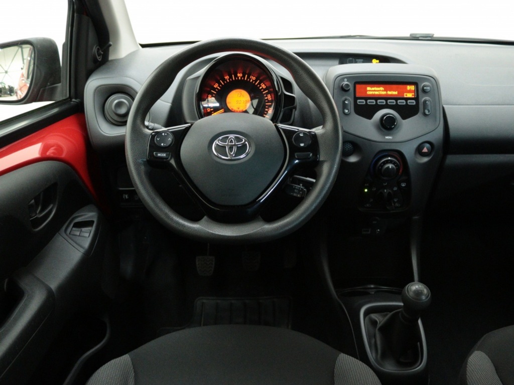 TOYOTA-AYGO-1.0 VVT-i x-fun Airco Radio mp3 El. Ramen
