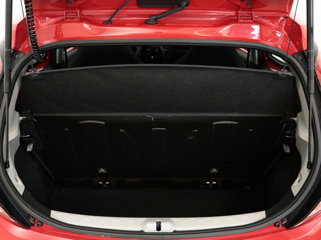 TOYOTA-AYGO-1.0 VVT-i x-fun Airco Radio mp3 El. Ramen
