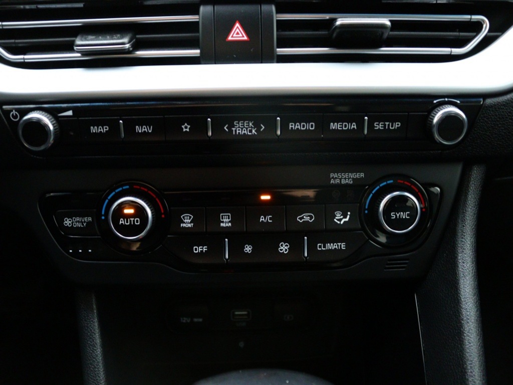 KIA-NIRO-1.6 GDi PHEV DynPL Dodehoek detectie Stuur/Stoel Verwarming