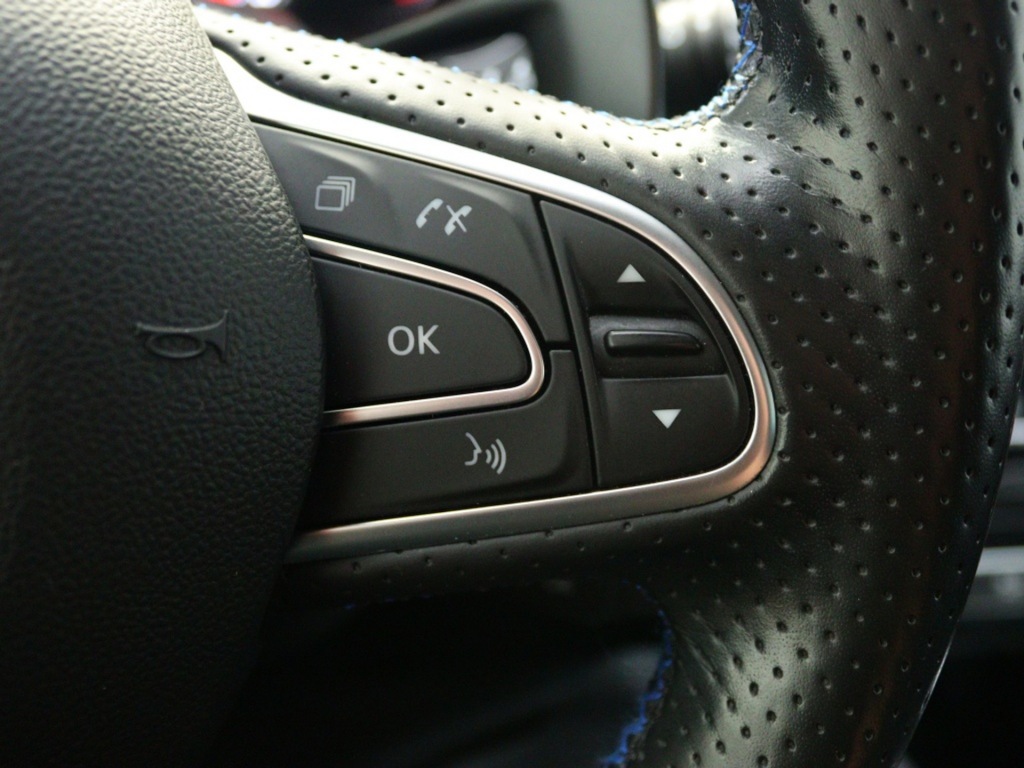 RENAULT-MEGANE-Estate GT 1.6 TCe GT Sport Parkeersensoren Stoelverwarming