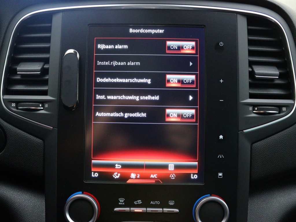 RENAULT-MEGANE-Estate GT 1.6 TCe GT Sport Parkeersensoren Stoelverwarming