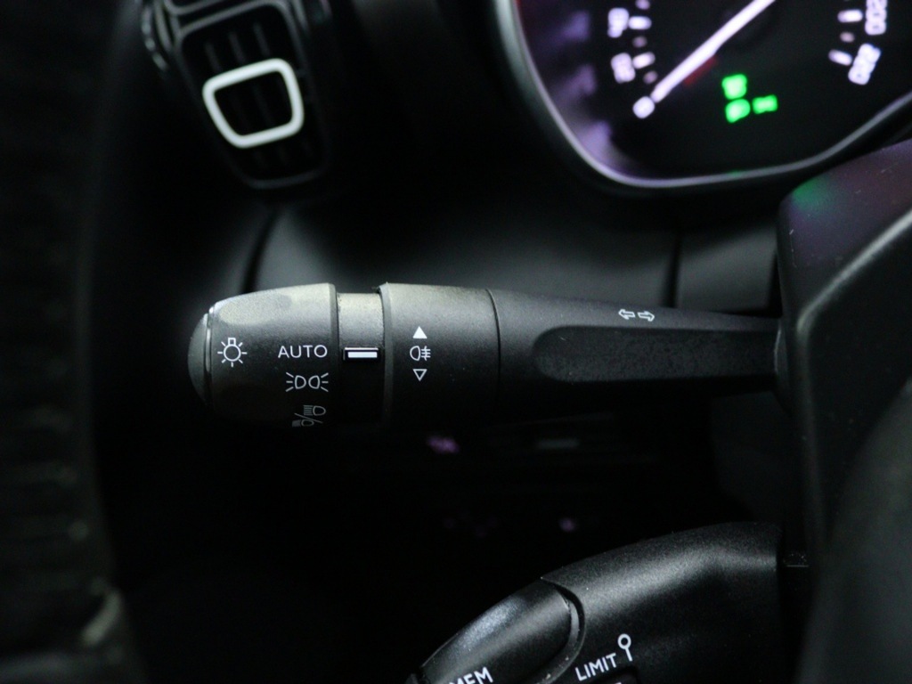 CITROEN-C3 AIRCROSS-1.2 PT S&S Plus Private lease ?429 p.m.