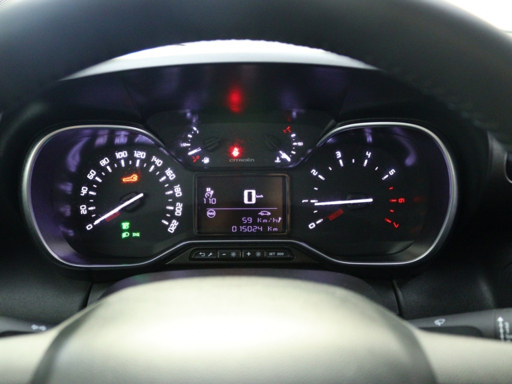 CITROEN-C3 AIRCROSS-1.2 PT S&S Plus Private lease ?429 p.m.