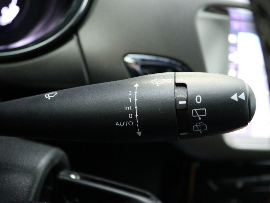 DS-DS 3-1.2 PureTech Business Navigatie Airco