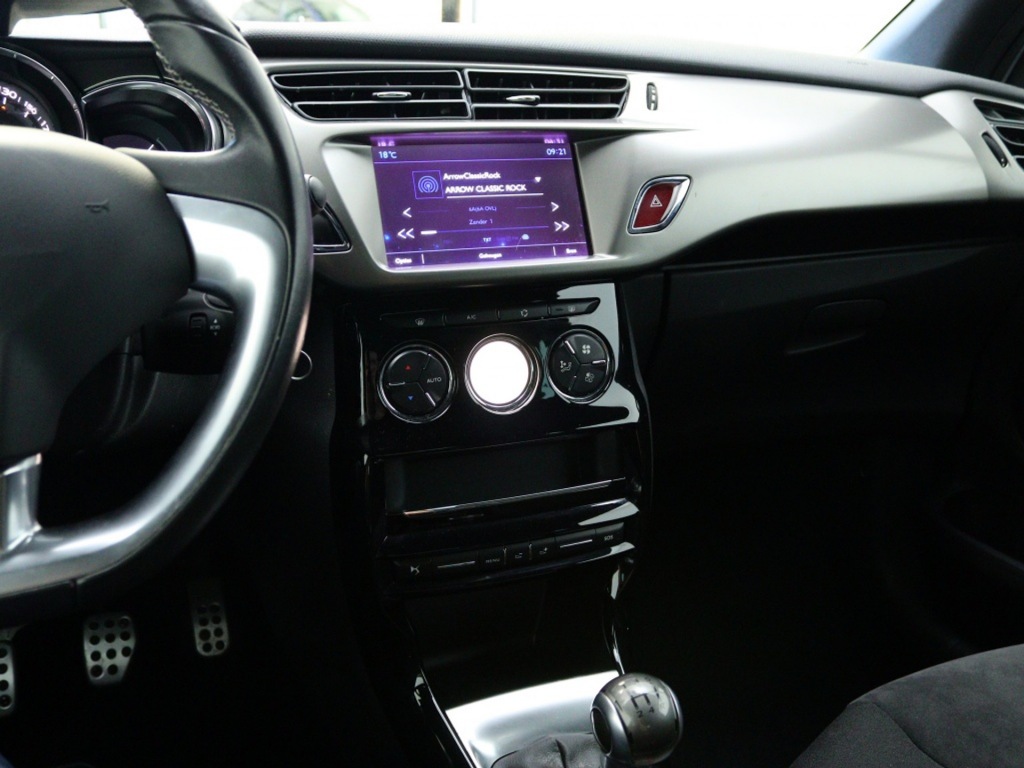 DS-DS 3-1.2 PureTech Business Navigatie Airco