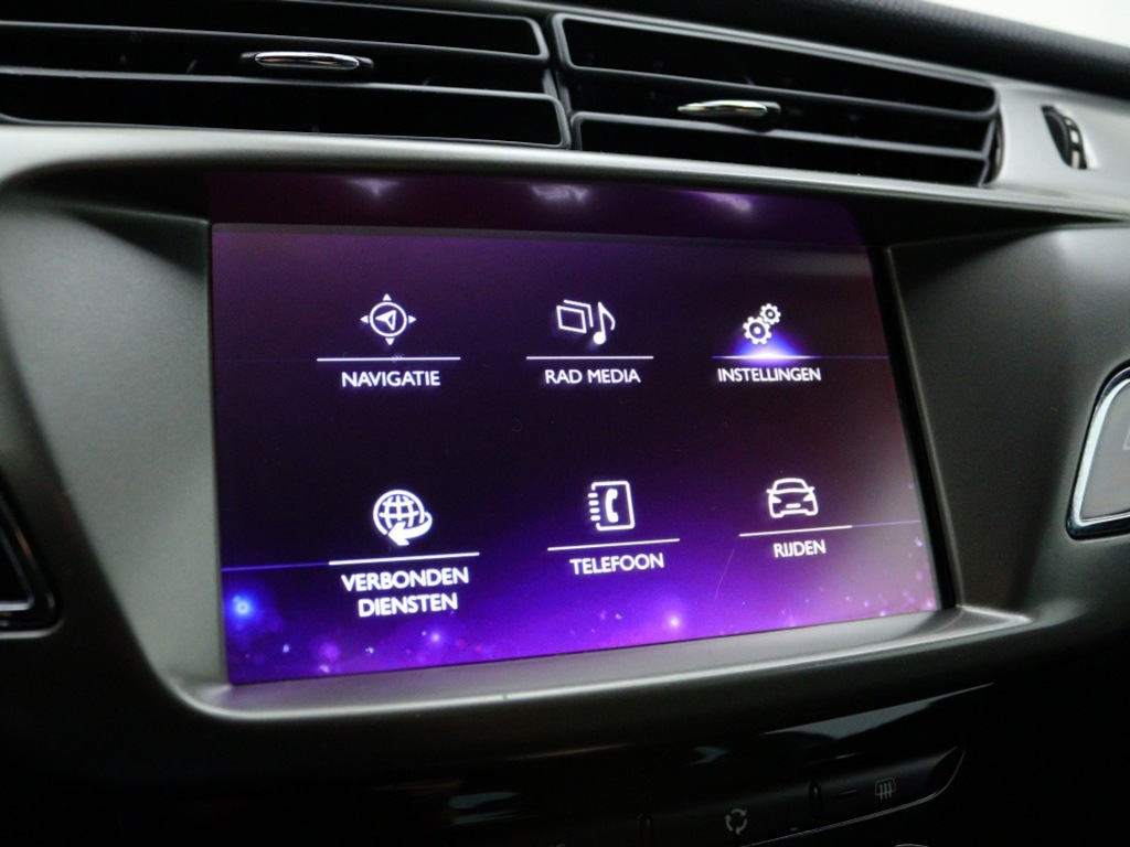 DS-DS 3-1.2 PureTech Business Navigatie Airco