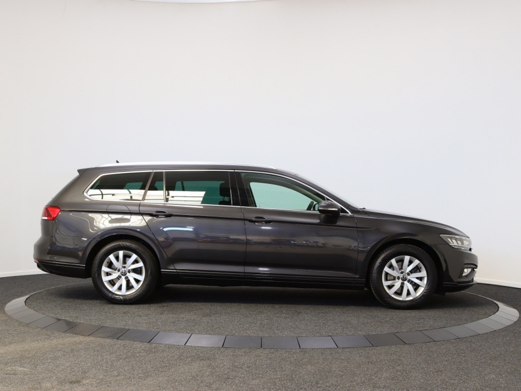 VOLKSWAGEN-PASSAT-Variant 1.5 TSI Business achteruitrijcamera Navigatie Carplay