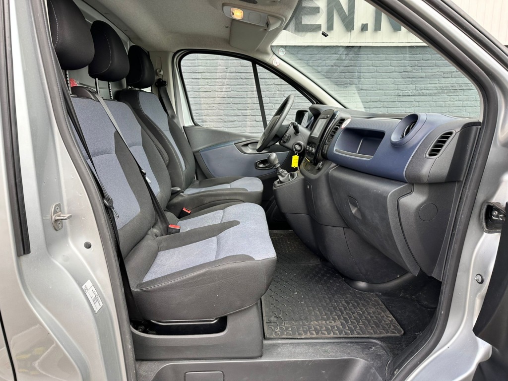 OPEL-VIVARO-CDTi 3-Zits L2H1 Lengte 2 !! Navi Airco Trekhaak PDC DAB Elektr.Ramen+Spiegels+Verwarmd+Centr.Vergr. Schuifdeur-R Betonplex Lat-