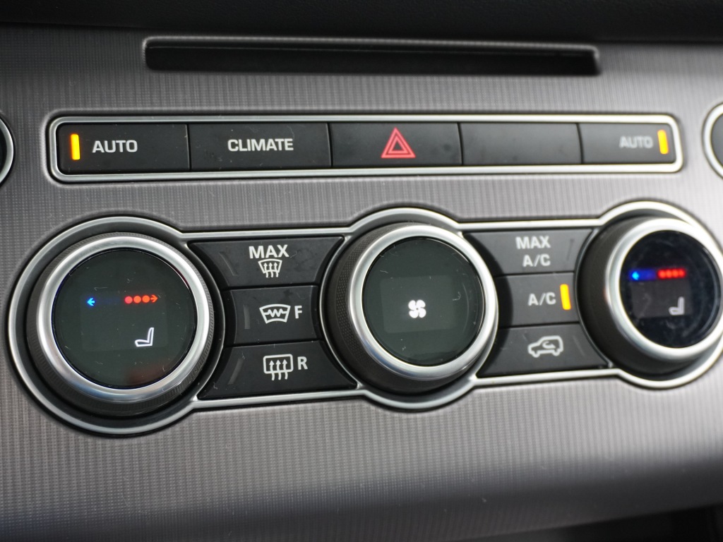 LAND ROVER-RANGE ROVER SPORT-2.0S D4 241PK HSE Leder Pano-Dak Apple Carplay Android Auto Meri