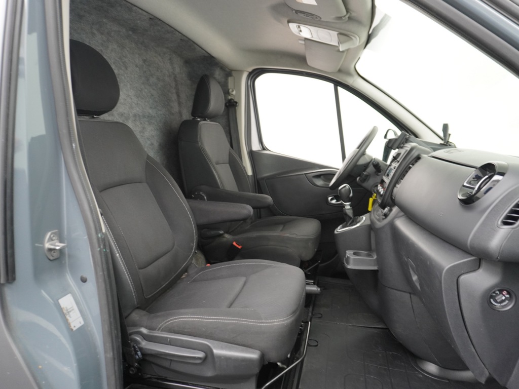RENAULT-TRAFIC-2.0dCi 146pk AUT-6 Camera Trekhaak Pdc Airco L2H1 Cruise Control Elektr.Spiegels+Verwarmd DAB Bluetooth Led Betonplex vloer Lat