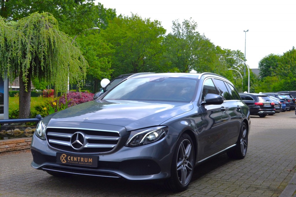 MERCEDES-BENZ E-KLASSE