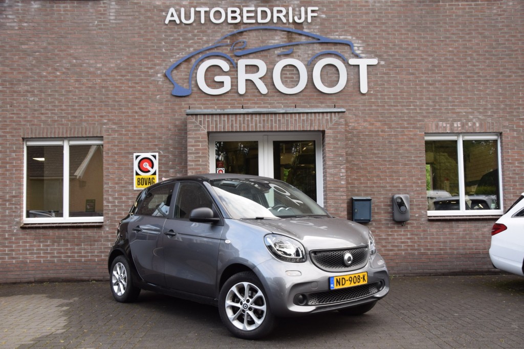 SMART FORFOUR