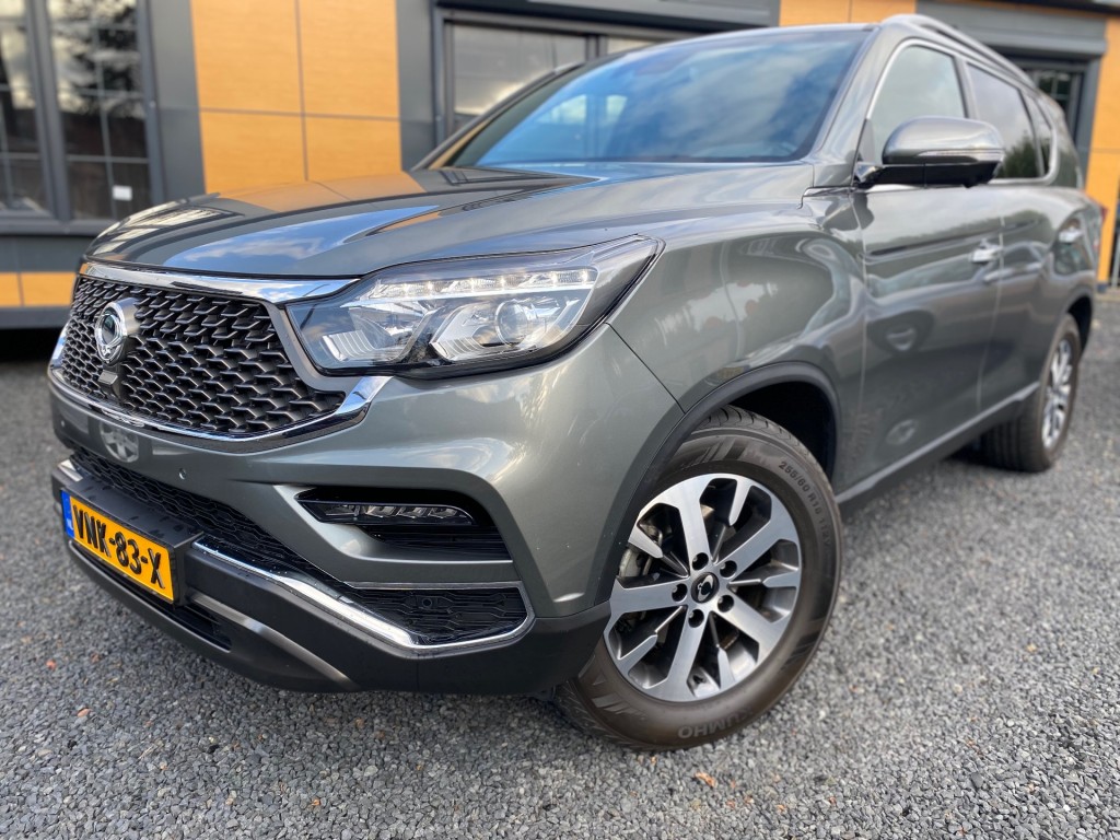 SSANGYONG REXTON