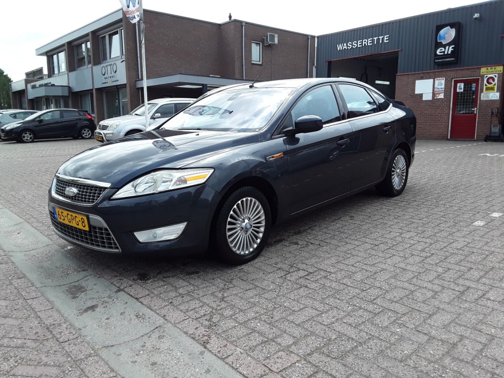 FORD MONDEO