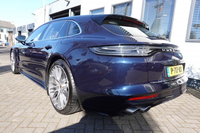 PORSCHE PANAMERA SPORT TURISMO