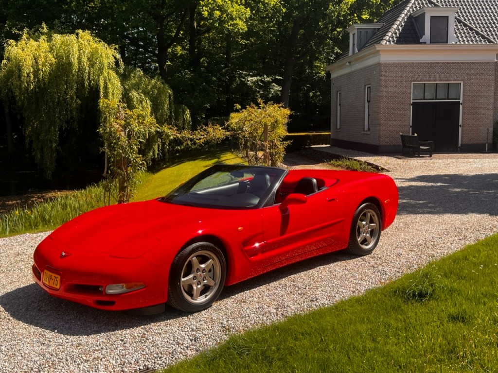 CHEVROLET CORVETTE