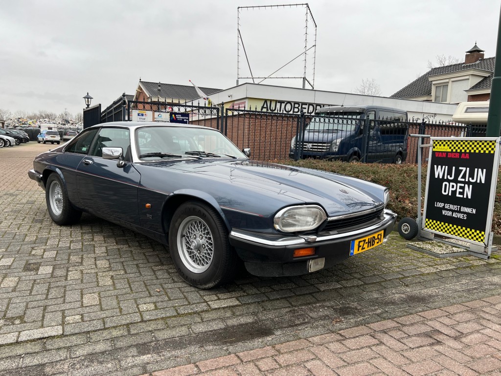 JAGUAR XJ
