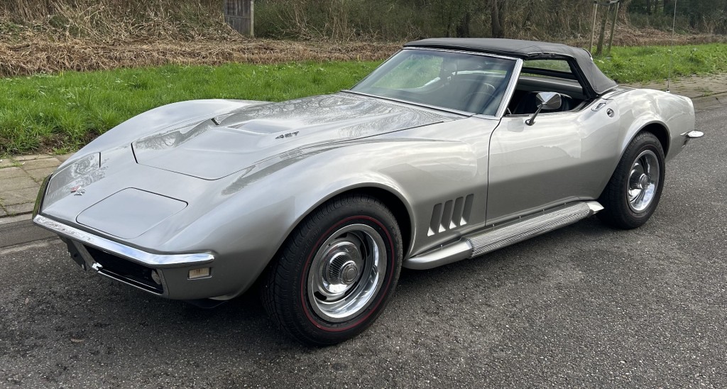 CHEVROLET CORVETTE