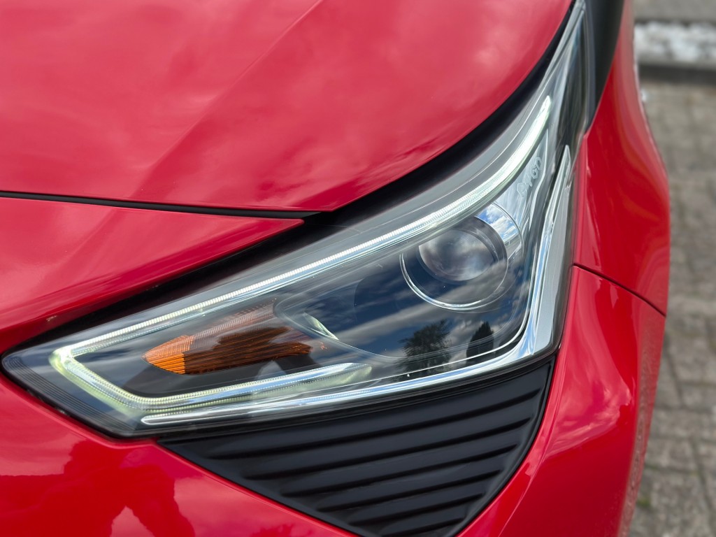 TOYOTA-AYGO-1.0 VVT-I 5-drs x-fun '' Airco - Elektrische ramen - CPV ''