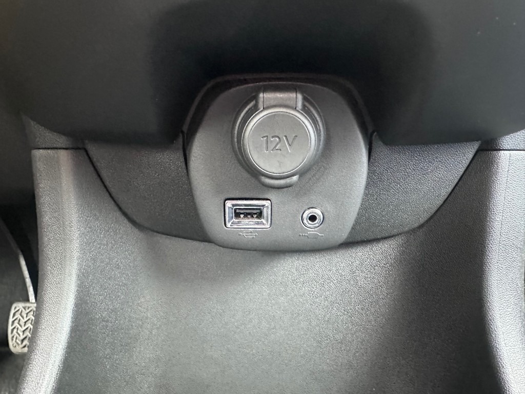 TOYOTA-AYGO-1.0 VVT-I 5-drs x-fun '' Airco - Elektrische ramen - CPV ''