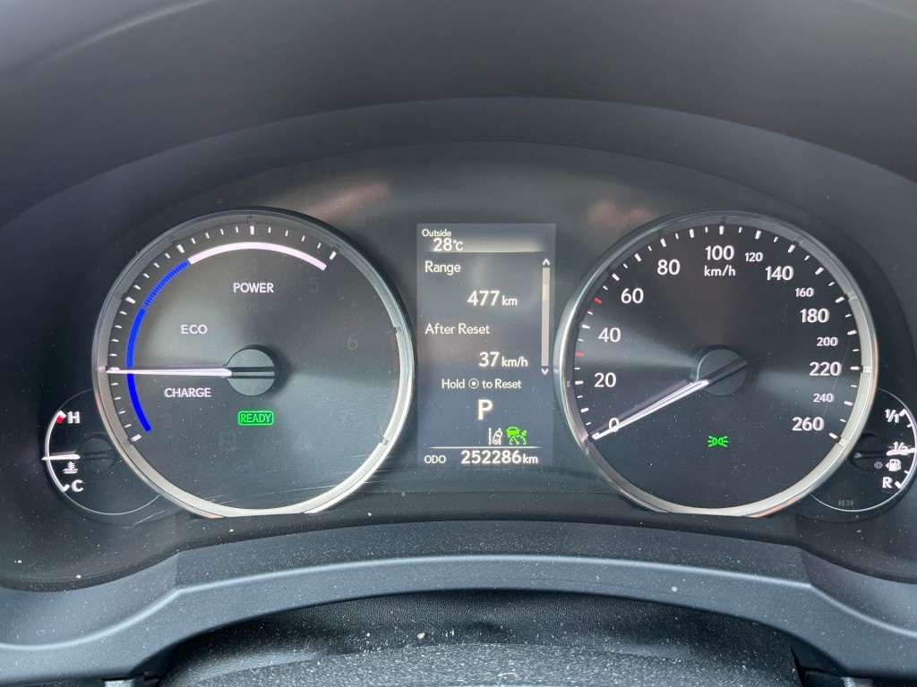 LEXUS-IS-300h Hybrid Edition 30 ACC OPENDAK LEER PRIMA AUTO