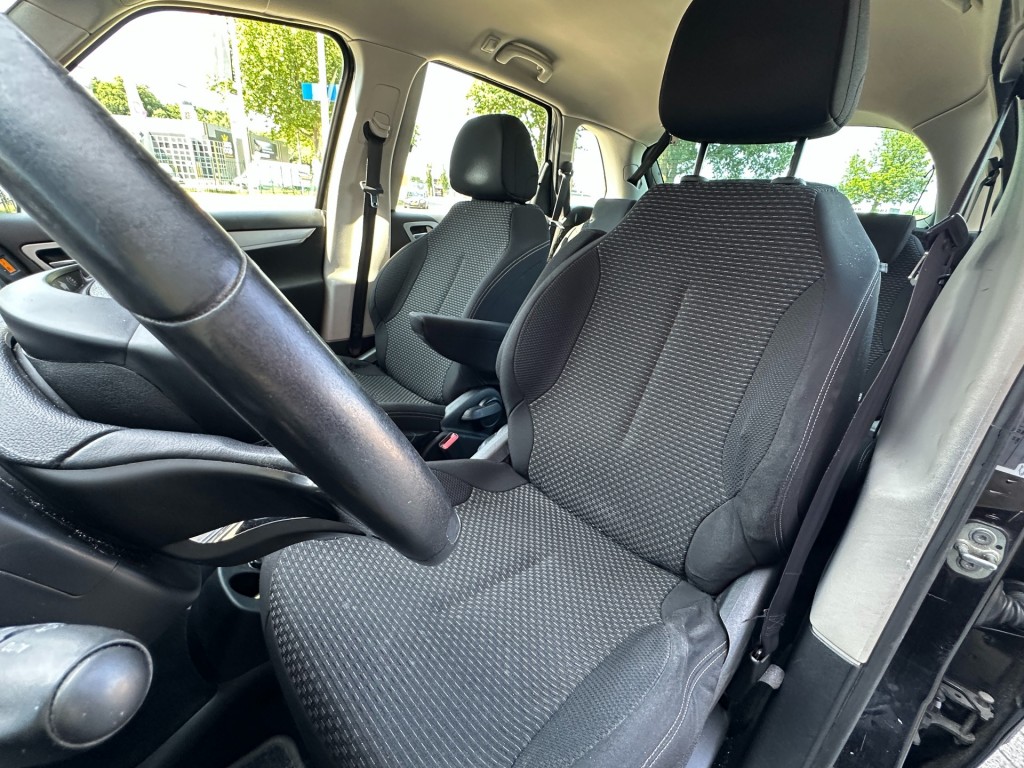 CITROEN-C4 PICASSO-1.6 VTI Collection / LPG