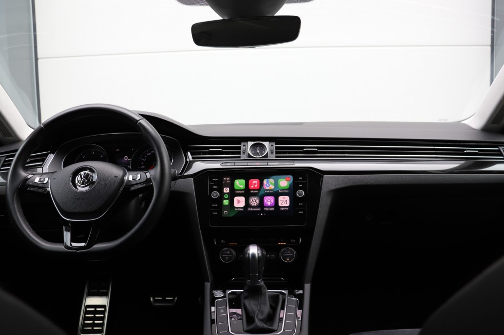 VOLKSWAGEN-ARTEON-2.0 TDI 150PK DSG AUT ELEGANCE/A.CarPlay/Massage/18