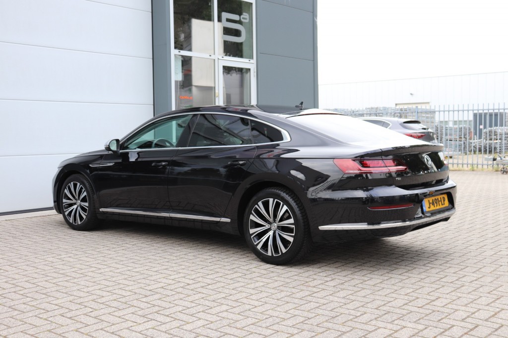 VOLKSWAGEN-ARTEON-2.0 TDI 150PK DSG AUT ELEGANCE/A.CarPlay/Massage/18