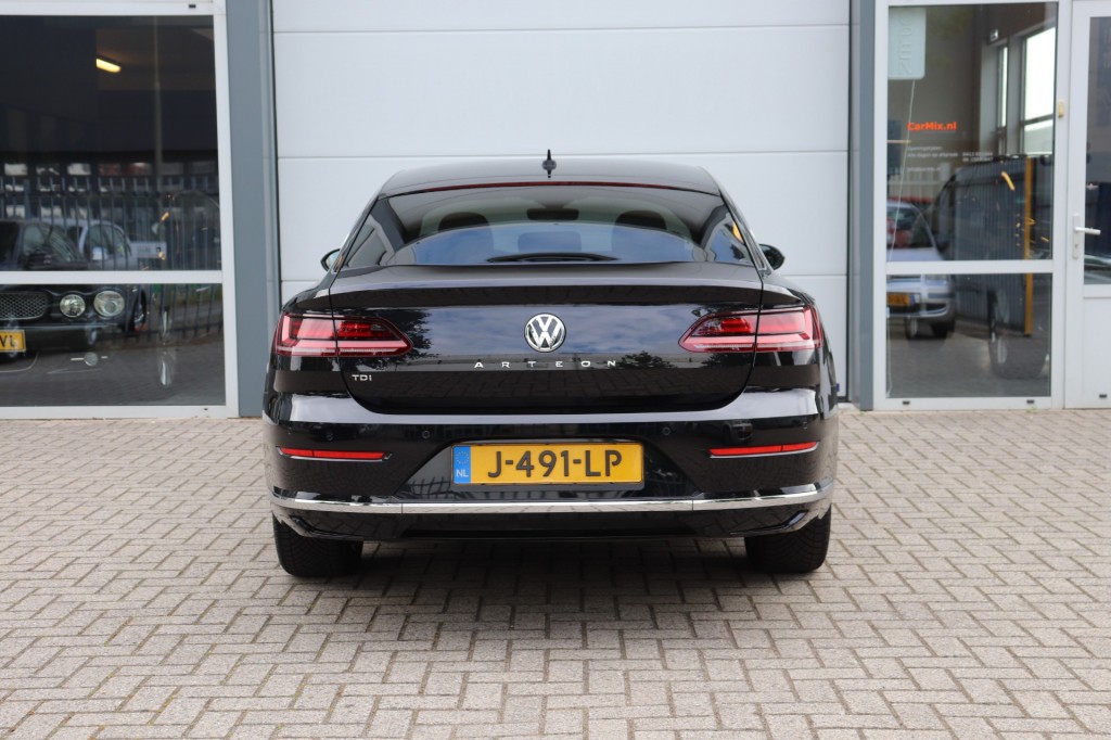VOLKSWAGEN-ARTEON-2.0 TDI 150PK DSG AUT ELEGANCE/A.CarPlay/Massage/18