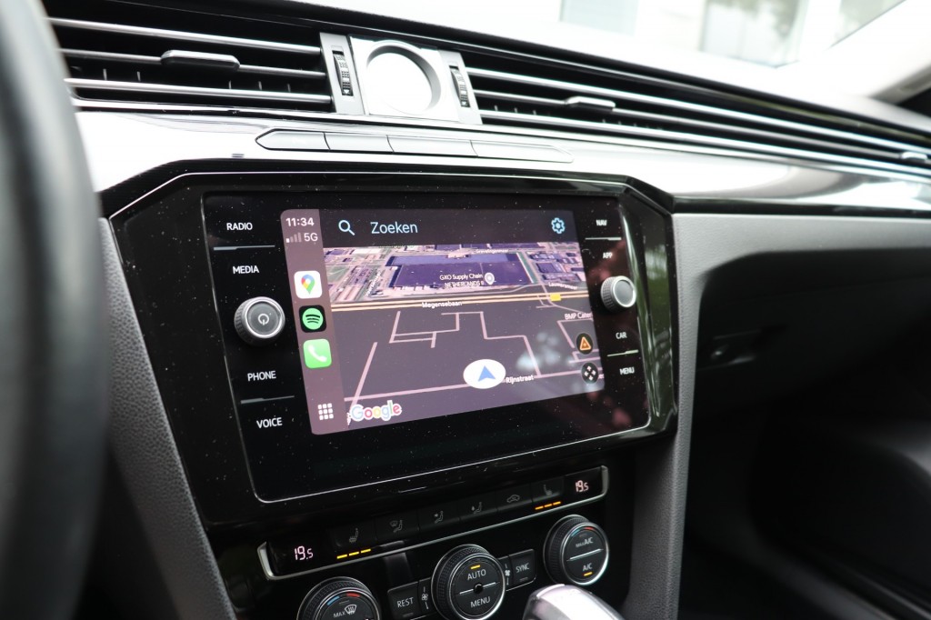 VOLKSWAGEN-ARTEON-2.0 TDI 150PK DSG AUT ELEGANCE/A.CarPlay/Massage/18