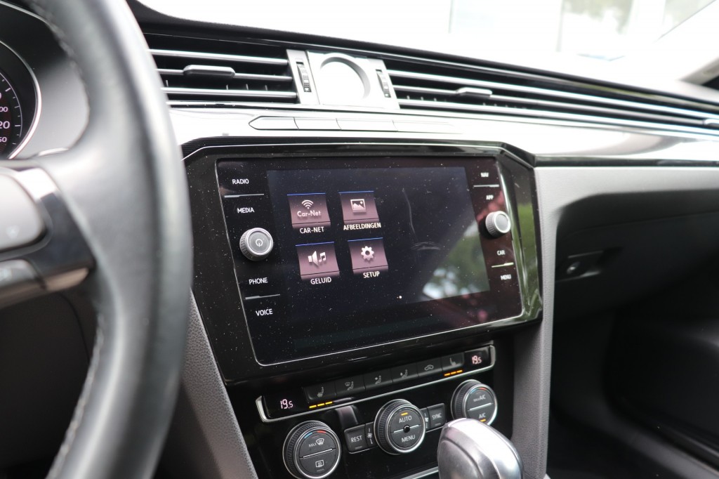 VOLKSWAGEN-ARTEON-2.0 TDI 150PK DSG AUT ELEGANCE/A.CarPlay/Massage/18