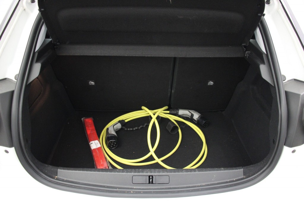 OPEL-CORSA-E-Edition 50 kWh 3 Fase - Carplay, Cruise, Clima, SOH 89%