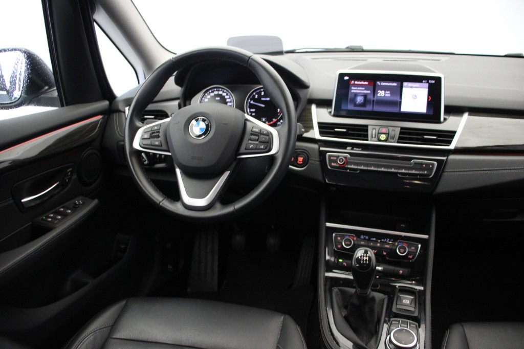 BMW-2-SERIE GRAN TOURER-218i High Executive 7 Persoons - Camera, Leer, Stoelverw.